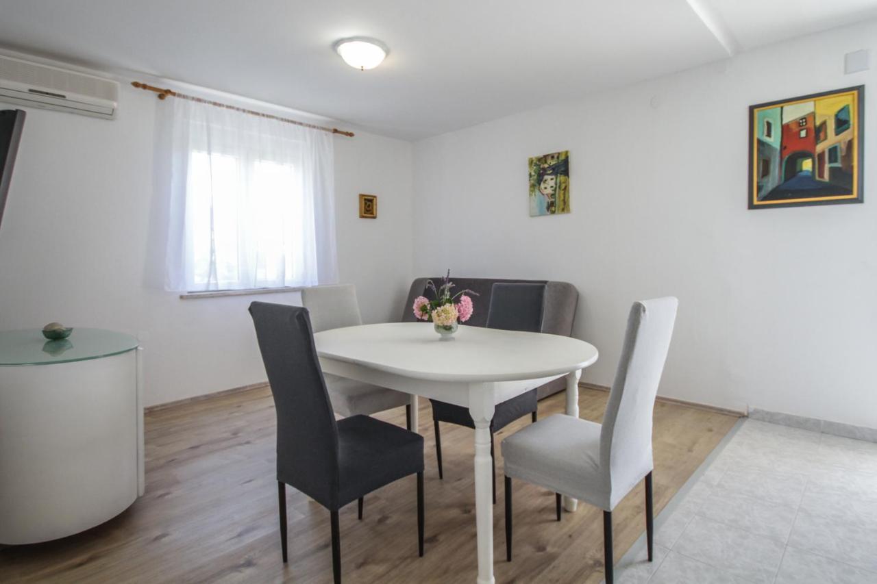 Opera Apartment&Studio Rovinj Exterior foto